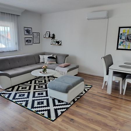 Apartmani Jasmina 2 Bihać エクステリア 写真