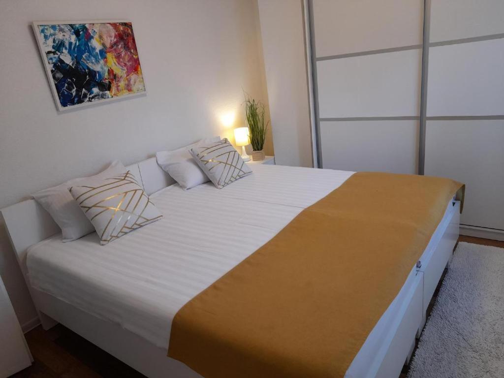 Apartmani Jasmina 2 Bihać 部屋 写真