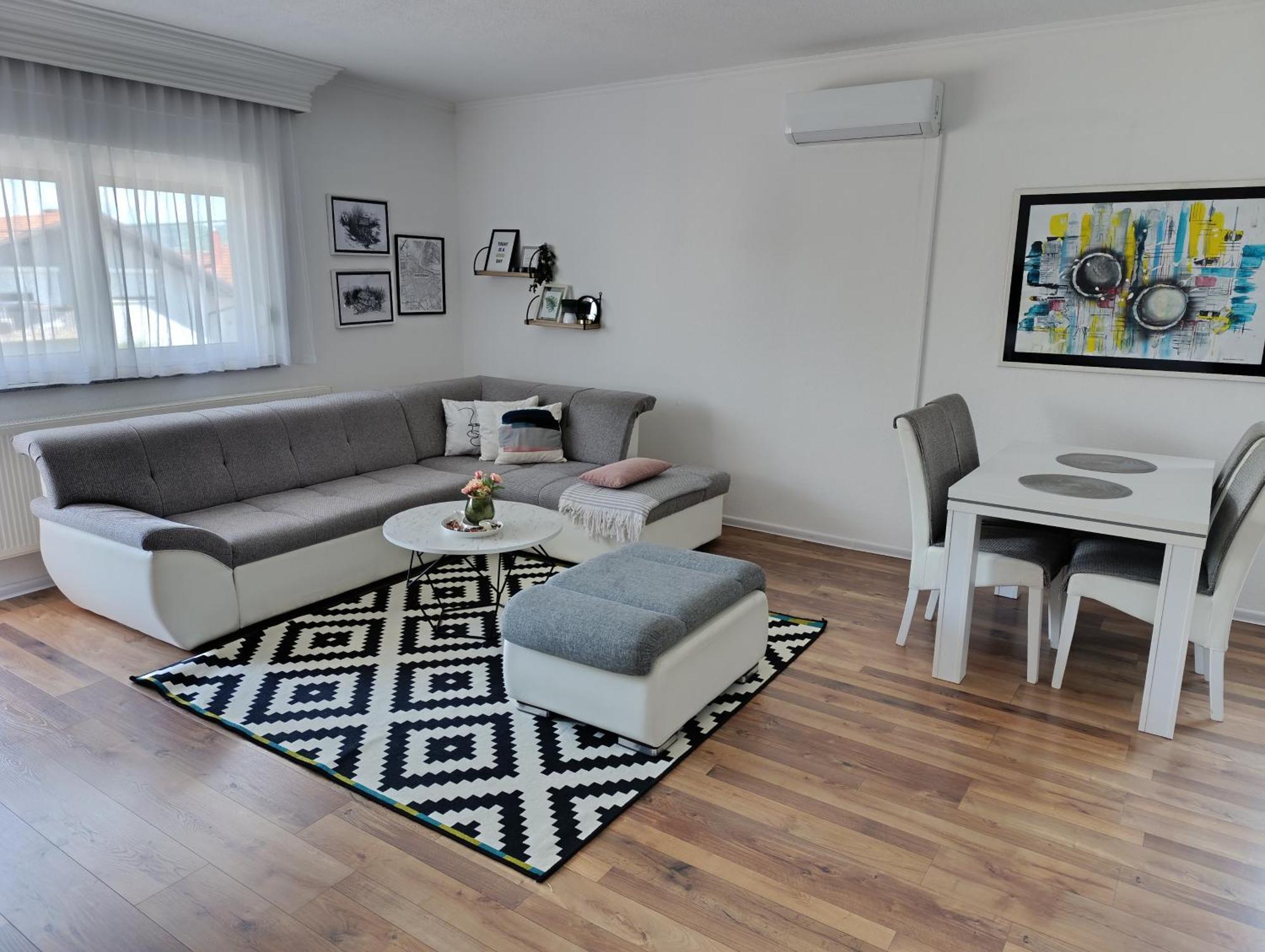 Apartmani Jasmina 2 Bihać エクステリア 写真