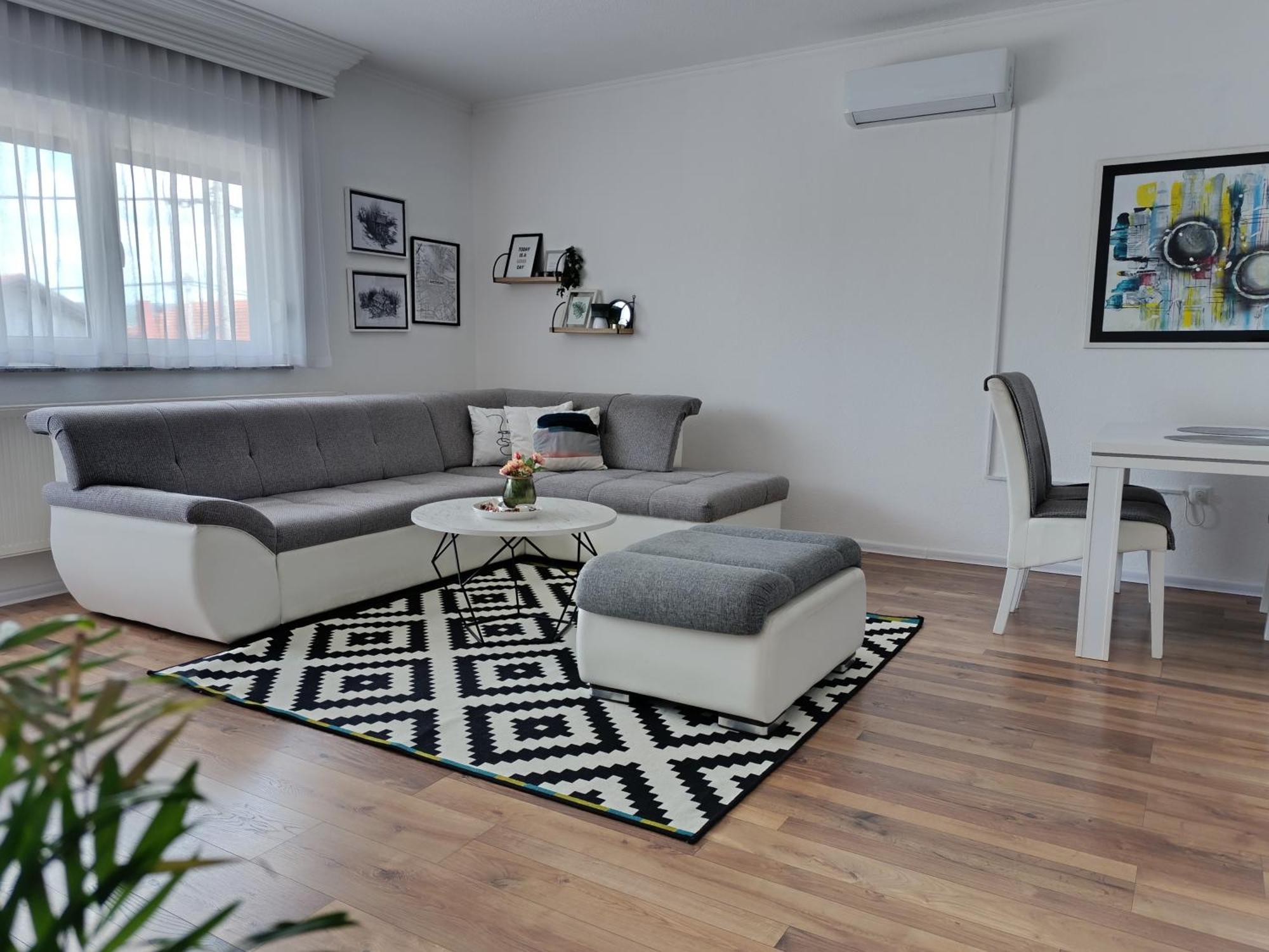 Apartmani Jasmina 2 Bihać エクステリア 写真